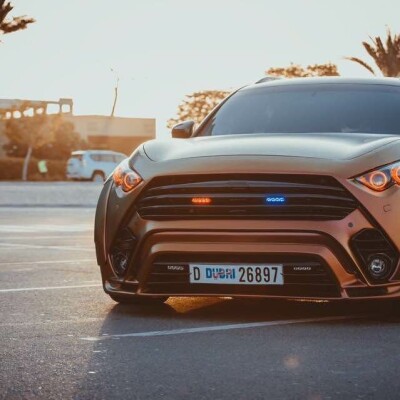 Infiniti QX70 von FOS Concepts in Dubai