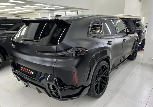 Vollcarbon BMW XM mit NEUER Motorhaube
