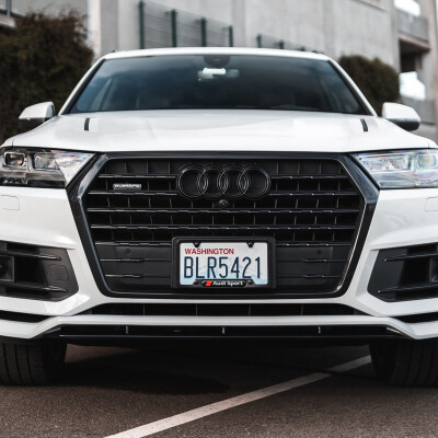 Audi Q7 построенная нашим дилером в Бериен, США
