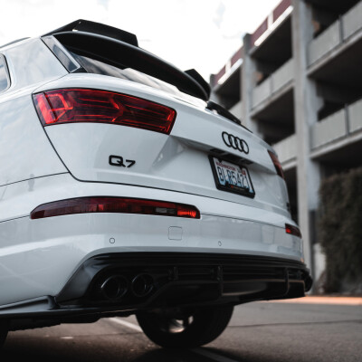 Audi Q7 построенная нашим дилером в Бериен, США